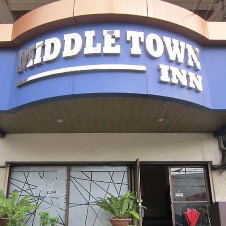 Middle Town Inn Bacolod Exteriér fotografie